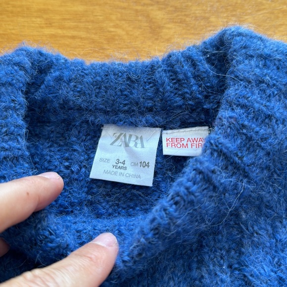 Brand new Zara Blue unisex boys sweater 3-4 years - Picture 2 of 3